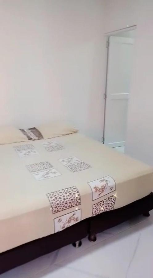 La Medellin Hostal Cartagena ภายนอก รูปภาพ