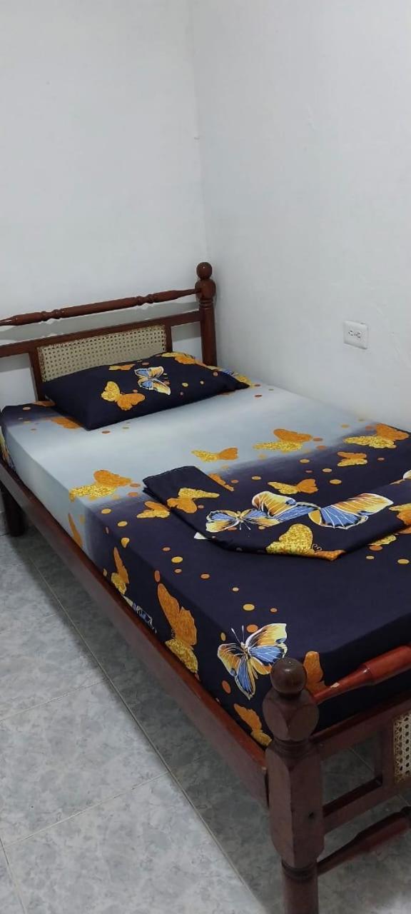 La Medellin Hostal Cartagena ภายนอก รูปภาพ